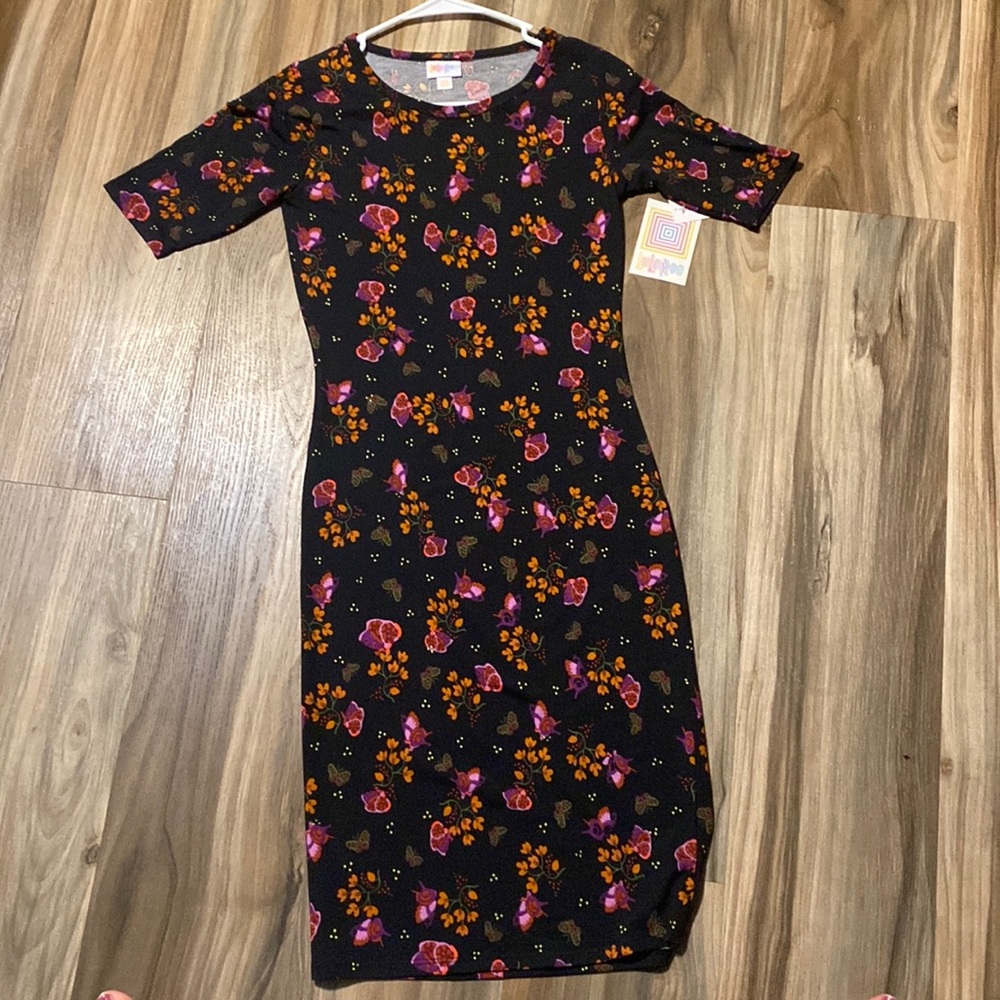 3/$20 NWT LuLaRoe Julia dress
